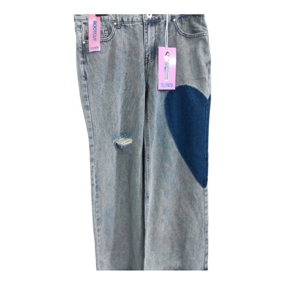 Blue wash heart shaped leg patch bootcut jeans size 9/29 new - Picture 7 of 16